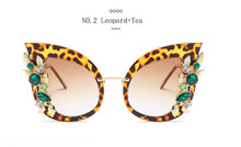 Load image into Gallery viewer, New Fashion Green Diamond Oversized Sunglasses Women Designer Luxury Cat Eye Sunglasses Transparent Frame Vintage Shades 0067
