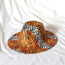 Load image into Gallery viewer, Unisex Fashion Fedora Hats
