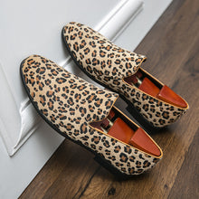 Load image into Gallery viewer, Luxury Men Plus Size Casual Loafers
