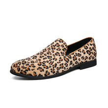 Load image into Gallery viewer, Luxury Men Plus Size Casual Loafers
