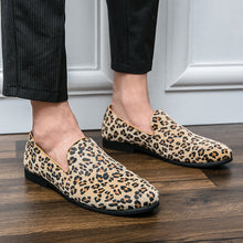 Load image into Gallery viewer, Luxury Men Plus Size Casual Loafers
